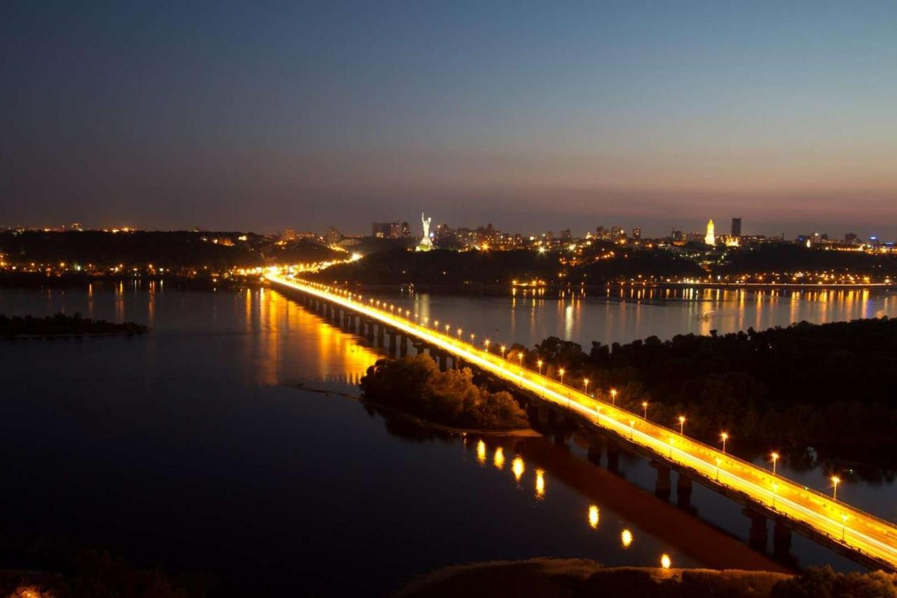 Жк Silver Breeze,Днепровськая Набережная 1А Kiev Extérieur photo