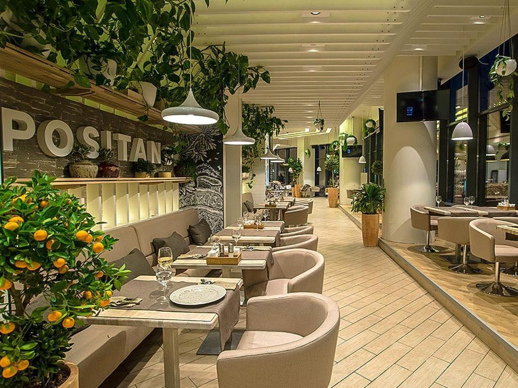 Жк Silver Breeze,Днепровськая Набережная 1А Kiev Extérieur photo