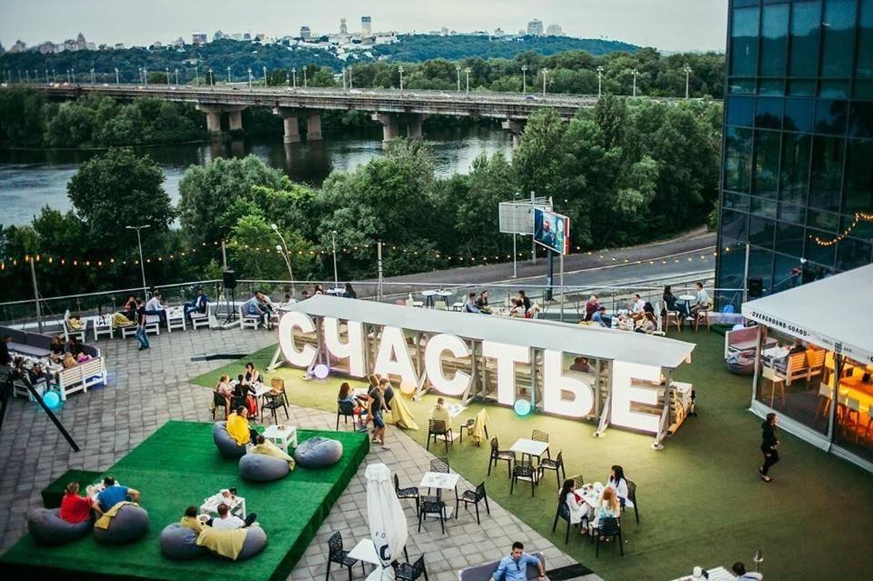 Жк Silver Breeze,Днепровськая Набережная 1А Kiev Extérieur photo